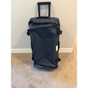 Away Rolling Duffle luggage 85L (retails 395)**like New****